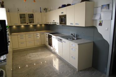 Glasrückwände von Glasbau Wöhrer GmbH in Traiskirchen, Baden und Mödling.