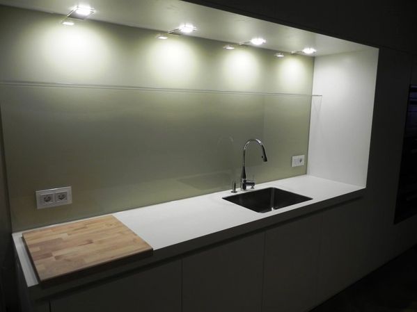 Glasrückwände von Glasbau Wöhrer GmbH in Traiskirchen, Baden und Mödling.