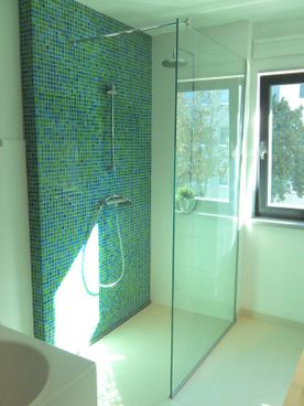 Glasbau Wöhrer GmbH Badgestaltung in Traiskirchen, Baden und Mödling Niederösterreich