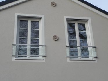 Glasbau Wöhrer GmbH Bauverglasungen, Stiegengeländer und mehr in Traiskirchen Mödling und Baden
