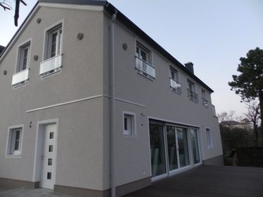 Glasbau Wöhrer GmbH Bauverglasungen, Stiegengeländer und mehr in Traiskirchen Mödling und Baden